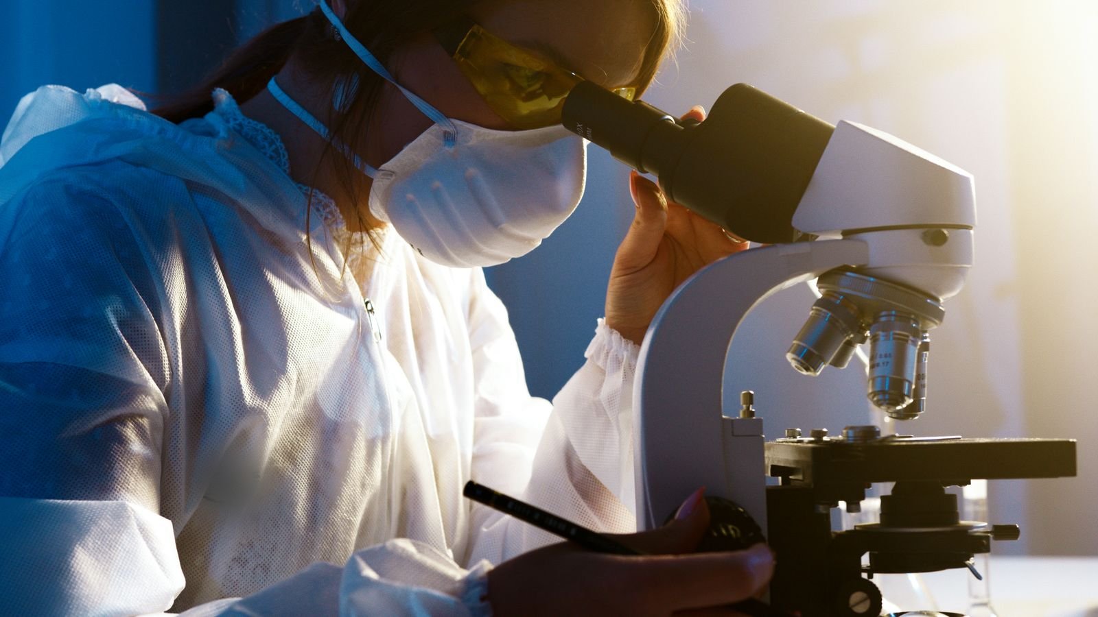 Microscope work at Form Dental Studio