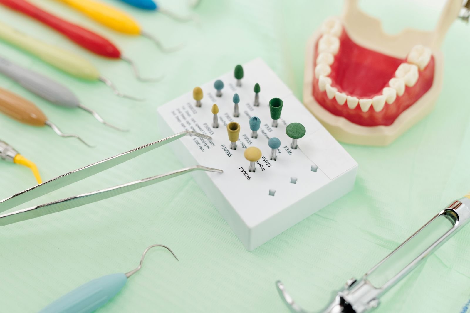 Sterilised instruments